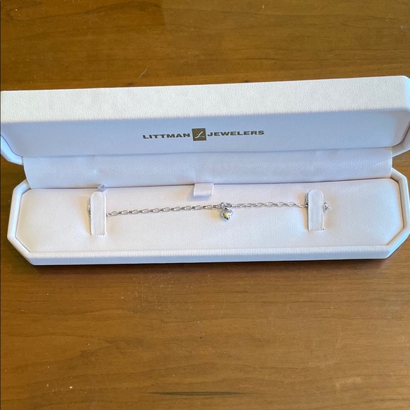 Littman Jewelers Kids' 14K White Italian Gold Heart Bracelet. NWOT